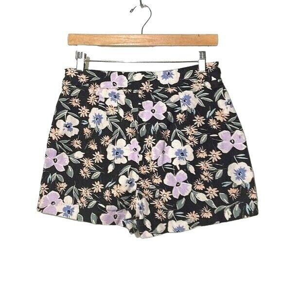 Gap Shorts Chino Textured Side Zip Tropical Floral Print Size 4 5 FOR $25 💵 💲 - Picture 2 of 7